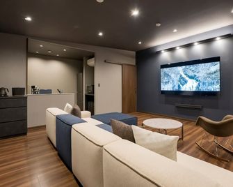 Rakuten Stay Villa 八ヶ岳 105 スタイリッシュデザイン 5名様まで - 北杜市 - リビングルーム