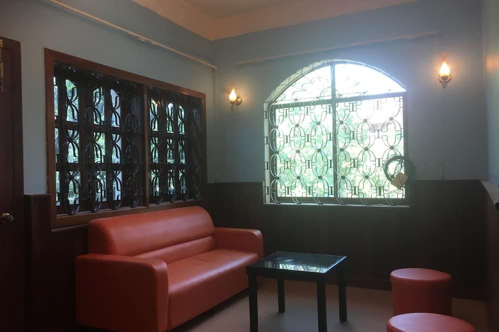 The Sparrow Guest House - סיאם ריפ - טרקלין