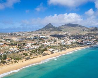 Vacation Home in Porto Santo Villa Girassol - Porto Santo - Beach