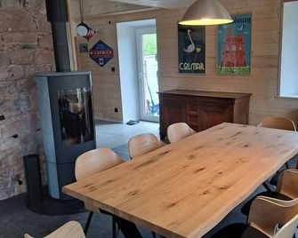 Charming Holiday Home in the Alsace Mountains - Wangenbourg-Engenthal - Dining room