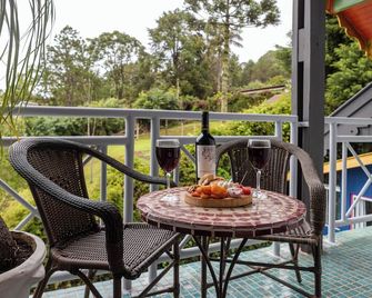 Pousada de Charme Vila Natal - Campos do Jordão - Ban công