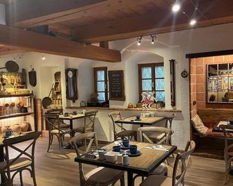Romantik Hotel U Raka - פראג