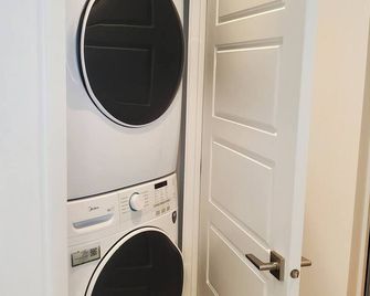 Chalet Harmonia, Havre de paix - Brownsburg-Chatham - Laverie