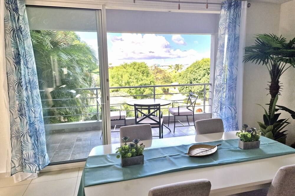 OASIS Penthouse with private garden & shared pool - Koolbaai - Balkon
