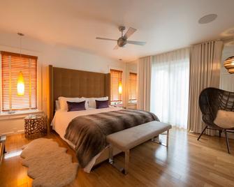 TandaTula, Wine Country Sanctuary with Pool, Hot Tub, Bocce, Fire Pits and More! - Healdsburg - Bedroom