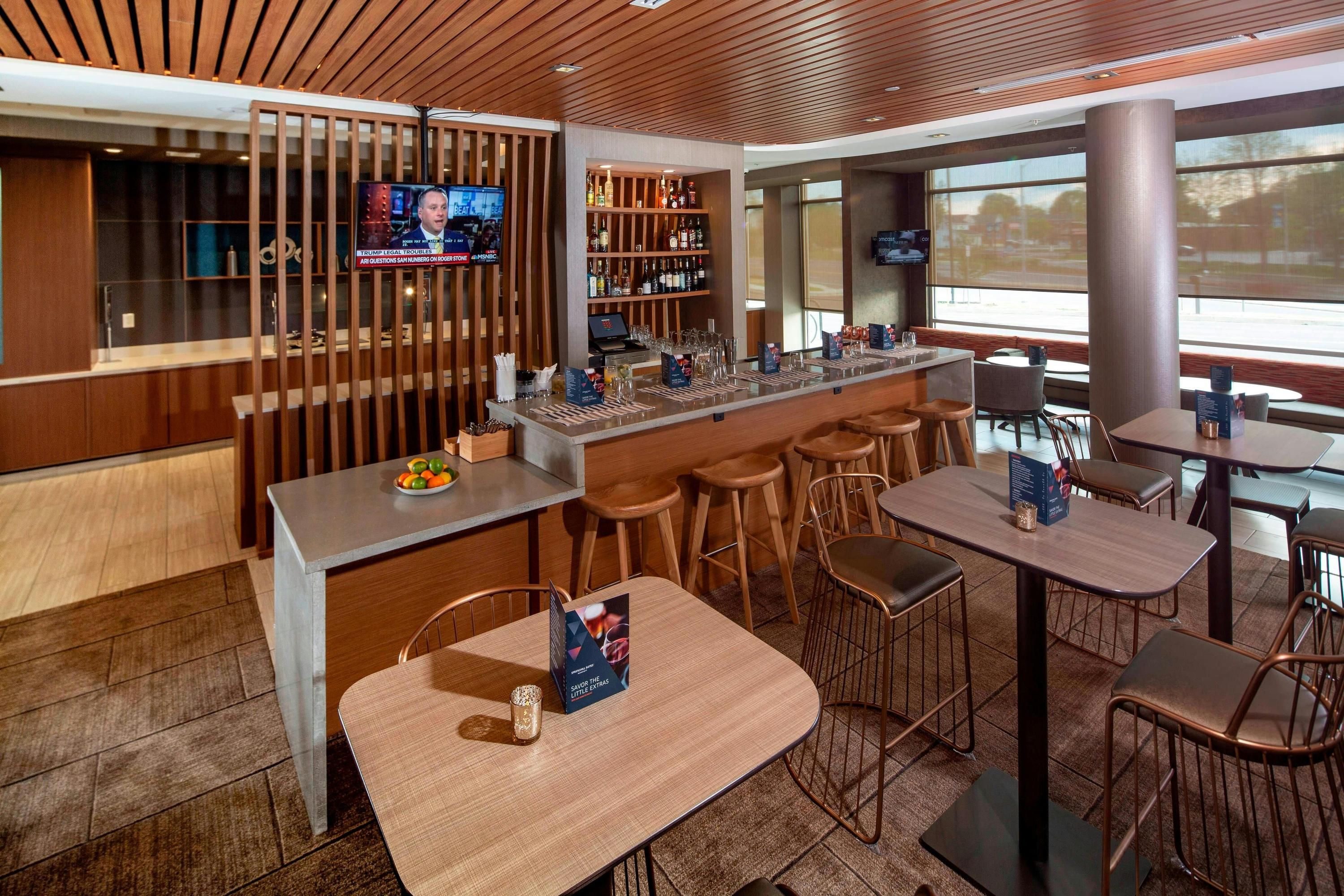 SpringHill Suites by Marriott Newark Downtown - ניוארק - בר