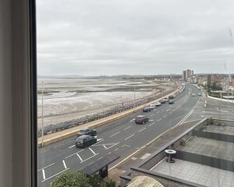 The Strathmore Hotel - Morecambe - Schlafzimmer
