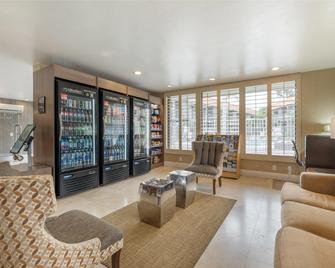 Best Western Oceanside Inn - Oceanside - Σαλόνι