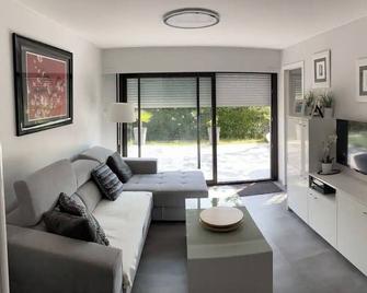 Appartement Villa 7personnes Le Cap D'agde Résidence Port Lano Plage La Roquille - Agde - Living room