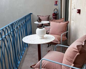 Villa Chiesa Maison Hôtelière - Le Grau-du-Roi - Balkon