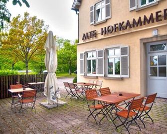 Hotel Neuwirtshaus - Stuttgart - Innenhof