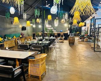 The Shed Venue & Boutique Hotel - Lilongwe - Restaurant