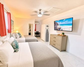 The Sunset Stay Bnb - Nassau