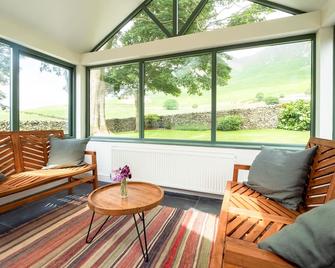 Wayside Cottage 1637 - Millom - Living room