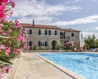 Pansion Skelin - Drinovci - Pool