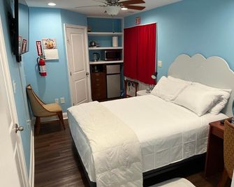 Carib Comfort B and B - Upper Marlboro