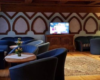 Family Hotel Schloss Rosenegg - Fieberbrunn - Lounge
