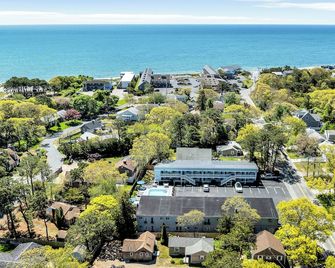 Ocean Breeze Motel - South Yarmouth - Outdoors view