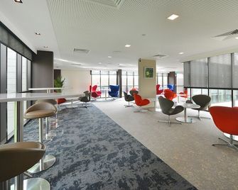 Zen Premium Cranwell Road - Singapore - לובי