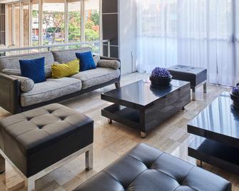 Best Western Plus Gran Hotel Centro Historico - Guadalajara - Living room
