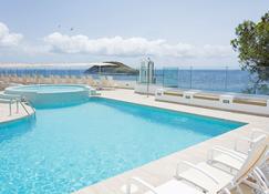 Apartamentos HSM Torrenova Playa - Magaluf - Pool