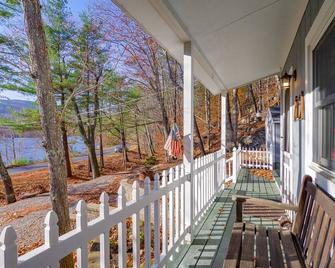 The Cottage on Sunset Ridge - Camden - Balcony