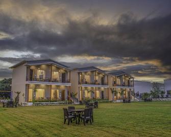 Green Retreat Resort - Rāmnagar - Bygning