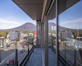 The Maples Niseko - Kutchan - Balcón