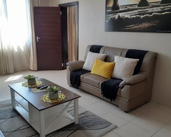 بروست هوتل - سواكوبموند - غرفة معيشة