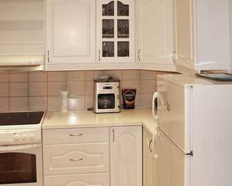 7 person holiday home in Selsøyvik - Jægtvik - Cocina