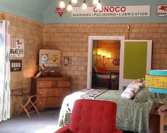 The Philing Station: Restored 1920's Gas Station. A Retro Vacation Rental! - Ainsworth