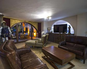 Le Chateau Lambousa Hotel Cyprus - Lápithos