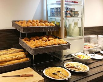 Westotel Life Appart'hotels Pornic - Résidence 4 etoiles - Pornic - Buffet