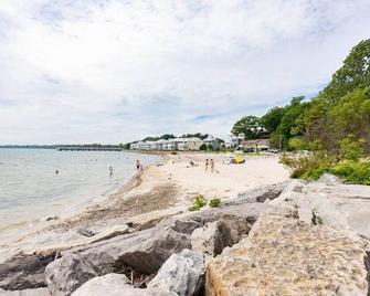 Waterfront 2BR Loft w/ Sunset View! - Fort Erie - Beach