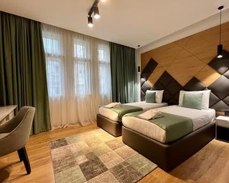 فندق كابيتال غارني - بلغراد - غرفة نوم