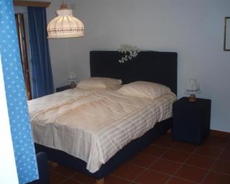 Gasthof Arriach - Arriach - Bedroom