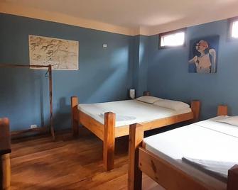 Hurvinek - Montañita (Guayas) - Bedroom