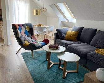 Cozy vacation apartment near the Rabenstein Clinic - Chemnitz - Sala de estar