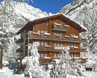 Hotel Sport - Saas-Almagell - Budova