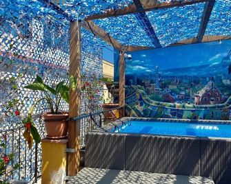 Amfores Boutique Guest House - ברצלונה - בריכה
