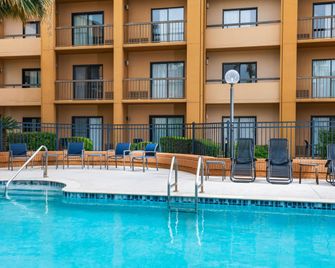 Courtyard by Marriott San Antonio Airport - סן אנטוניו - בריכה