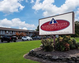 Affordable Suites Charlottesville - Charlottesville - Building