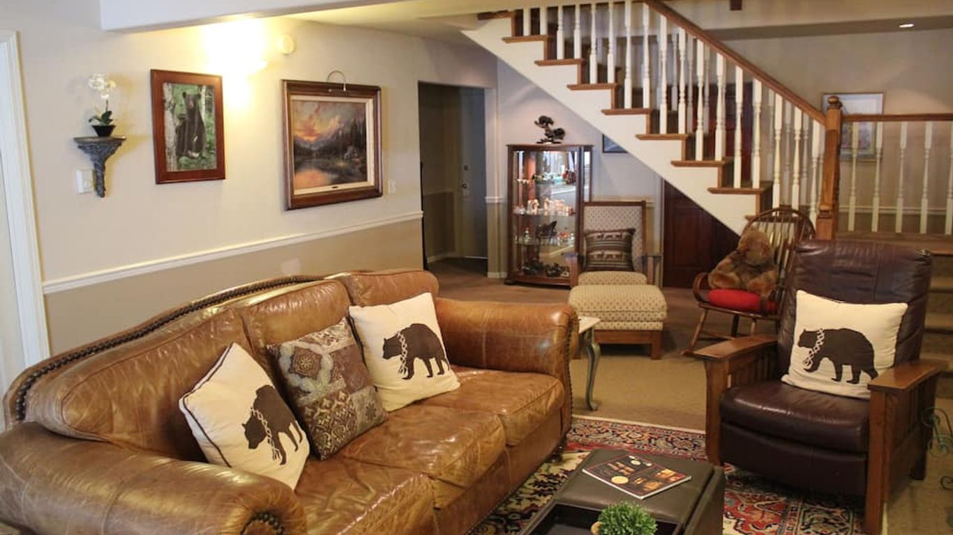 بلاك بير مانور