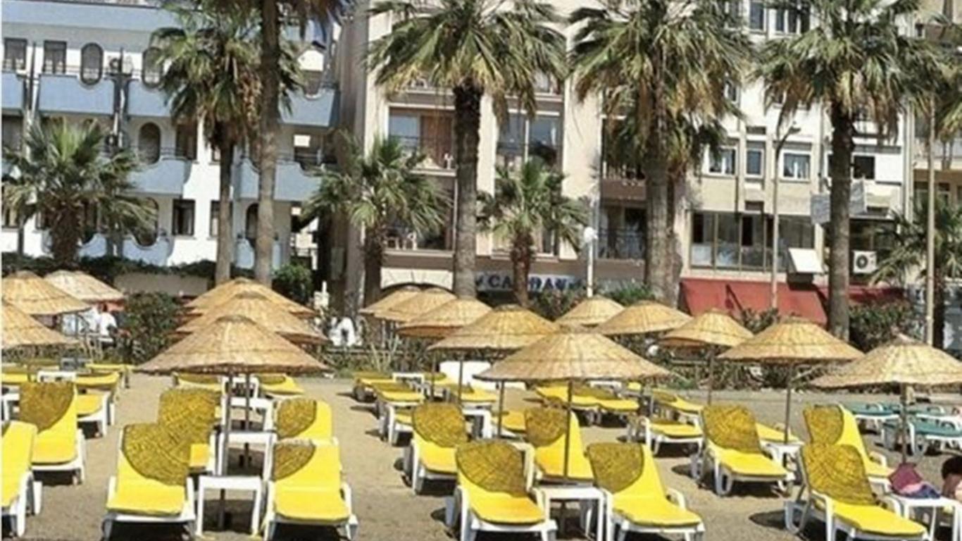 Candan Beach Hotel