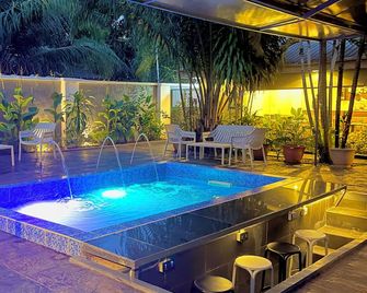 Debayview Hotel - Asaba - Pool