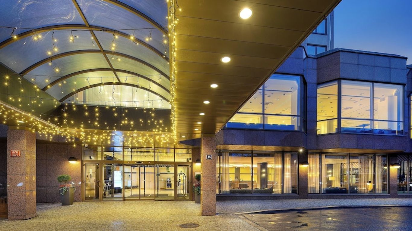 ديبلومات هوتل براجو