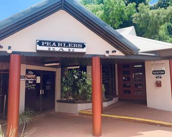 Roey Backpackers and Party Bar - Broome - Edificio