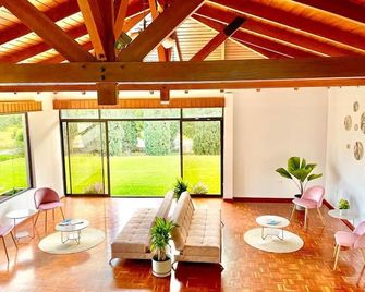 Quito Airport Suites Hotel - Tababela