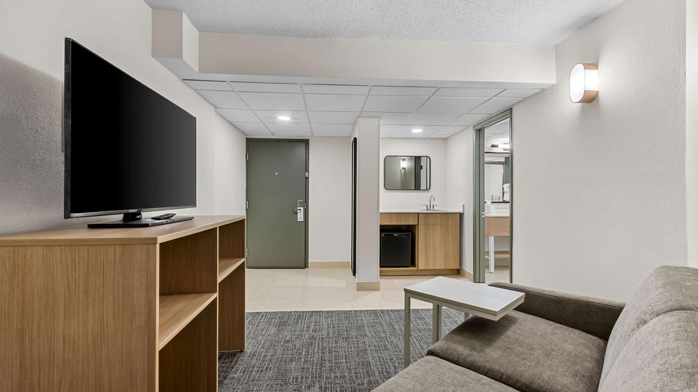 Spark by Hilton Bensalem Philadelphia