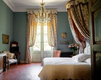 Chateau de Varenne - Sauveterre - Bedroom